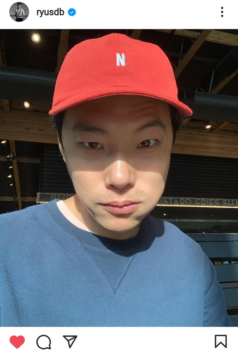 junyeolbish's tweet photo. 🎈 #RJYD4
i have lots of fave ig post of ryu jun yeol, but here's some of them. i love it when he take selca like this, i'm literally melting just by looking at it 😍
#RJYBDAYCOUNTDOWN
@ph_ryujunyeol https://t.co/gi0idC7JVM
