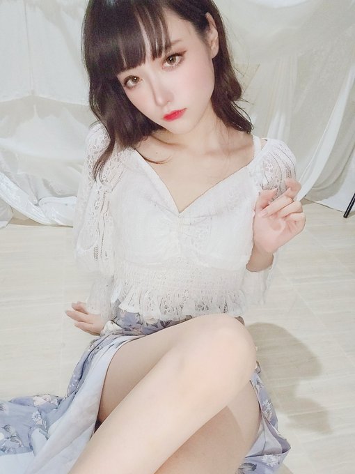 コスプレイヤーしろさきのTwitter画像64