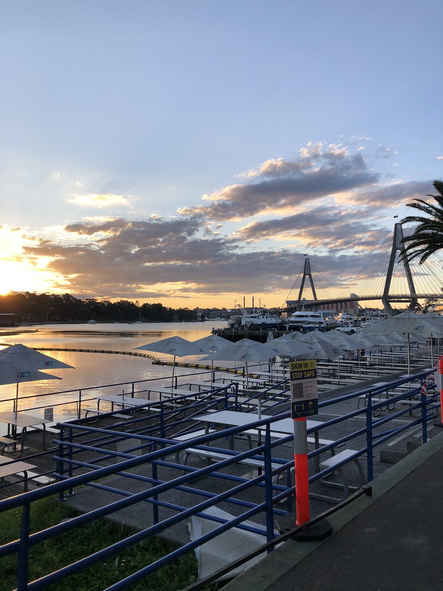 tzandrew's tweet photo. lil jog past the old Sydney fish market https://t.co/j8PPZiT3RG