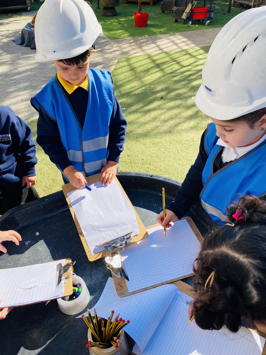 BrecknockSchool's tweet photo. The builders are here!
The builders are here!
Designs have been drawn (and disputed)
Time to get to work, Reception!
👷♀️🧱👷
#playislife
#worksmart https://t.co/HivkbqAO9Z