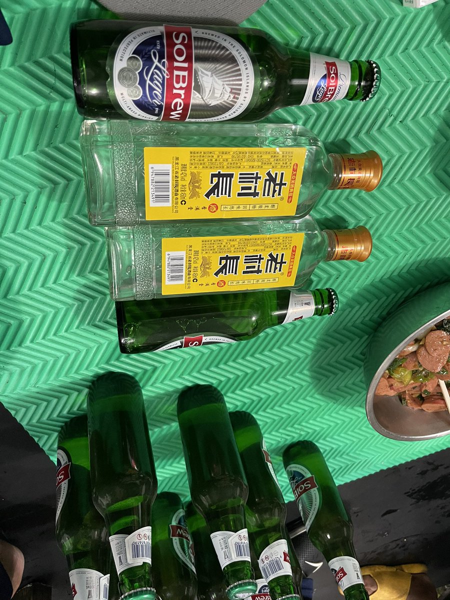 adechodel99's tweet photo. Capten morgan &amp; solbrew....! https://t.co/HNabkRav3L