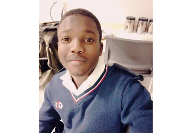 EagleFMNam's tweet photo. Only after he had disappeared did the other two came out and started looking for him, and pretending as if they did not know that he had gone.
“The guards called each other later to meet,” the sources said.
Oxurub never left DRC. He sent people to  buy KFC and alcohol.#EagleFM https://t.co/TtnaCVWFJA