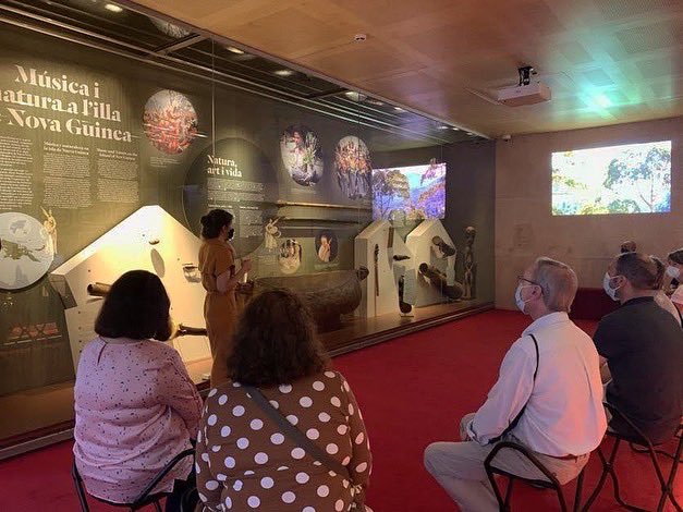 museumusicabcn's tweet photo. Avui celebrem #LaMercè amb vosaltres i amb les comissàries Núria Ballester i Elena Martínez-Jacquet parlant de “100 anys Orquestra Pau Casals. Excel·lència musical i compromís social” i “Música i natura a l’Illa de Nova Guinea”! https://t.co/msuymhWRCR
