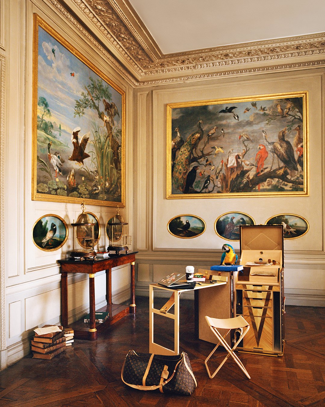 Louis Vuitton on X: An unexpected setting. Amongst beautiful Renaissance  masterpieces and the gilded woodwork of the Château de Fontainebleau, the  Maison's objects are surrounded by 800 years of French history. Discover #