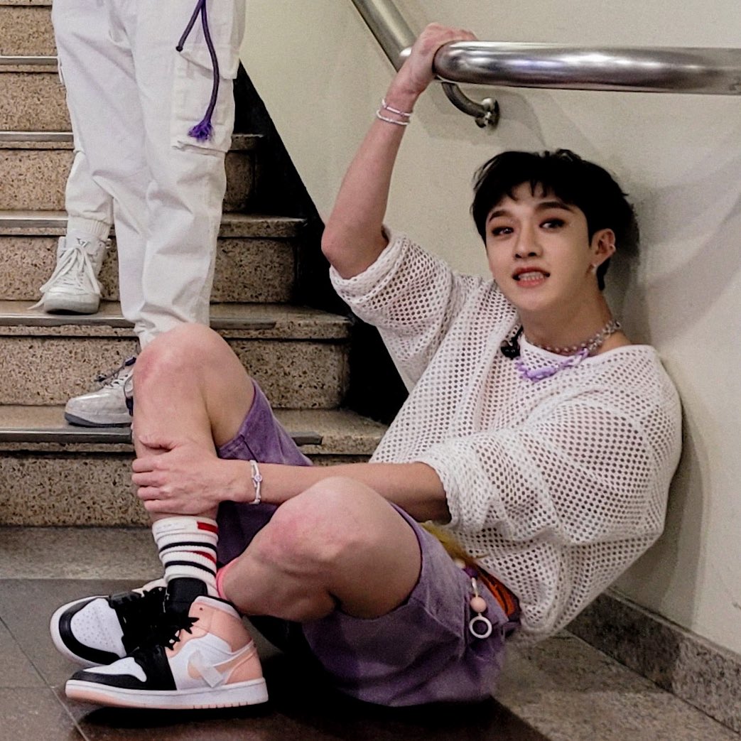 cb97think's tweet image. bangchan black hair how are we feeling? personally i'm screaming