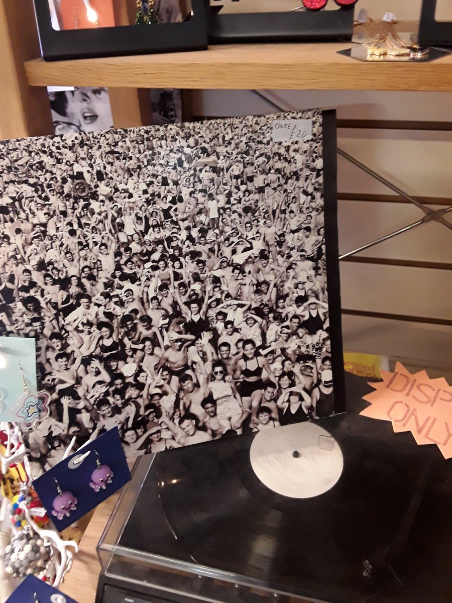 RogsFurniture's tweet photo. Shame on me , it has been too long since I last updated this account
Just to let you know that we have a huge lot of vinyl that has found its way to the shop, mostly 80' s themed including my beloved George Michael and Queen! https://t.co/oBDPpyD2Gi