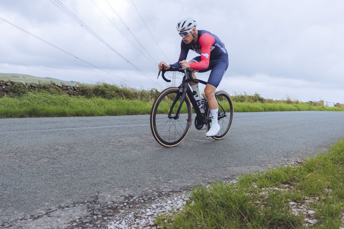 SussexUniSport's tweet photo. 📣We offer scholarships to talented students who have reached a high standard in their chosen sport and are committed to improving their performance and contributing to sport at Sussex!🤩

Visit: https://t.co/nIkxE8gznj

📸 - Sport Scholar Elliot Barratt, photo by @stuart_powers https://t.co/YJSNCpHTUm