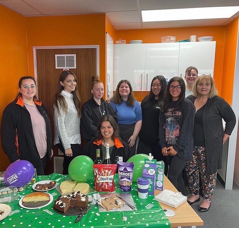 GlotechUK's tweet photo. Our teams in Chippenham and St.Albans raising money for @macmillancancer #macmillan #macmillancoffeemorning #coffeemorning #glotech https://t.co/REpatEa8TD