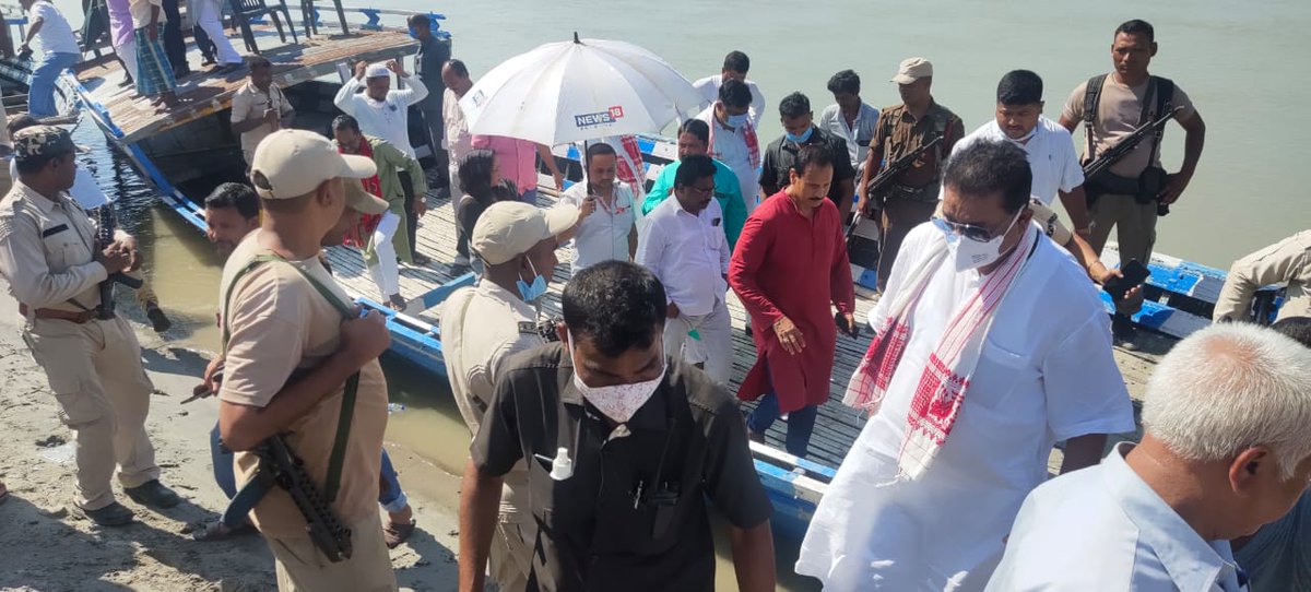 ripunbora's tweet photo. Staged a dharna in front of DC office, submitted memorandum to the Governor of Assam to stop the eviction &amp; to protect the fundamental &amp; human rights of the people there.
Thereafter visited Dholpur along with a delegation of Assam PCC and interacted with vulnerable people there. https://t.co/9qOSgZXPpM