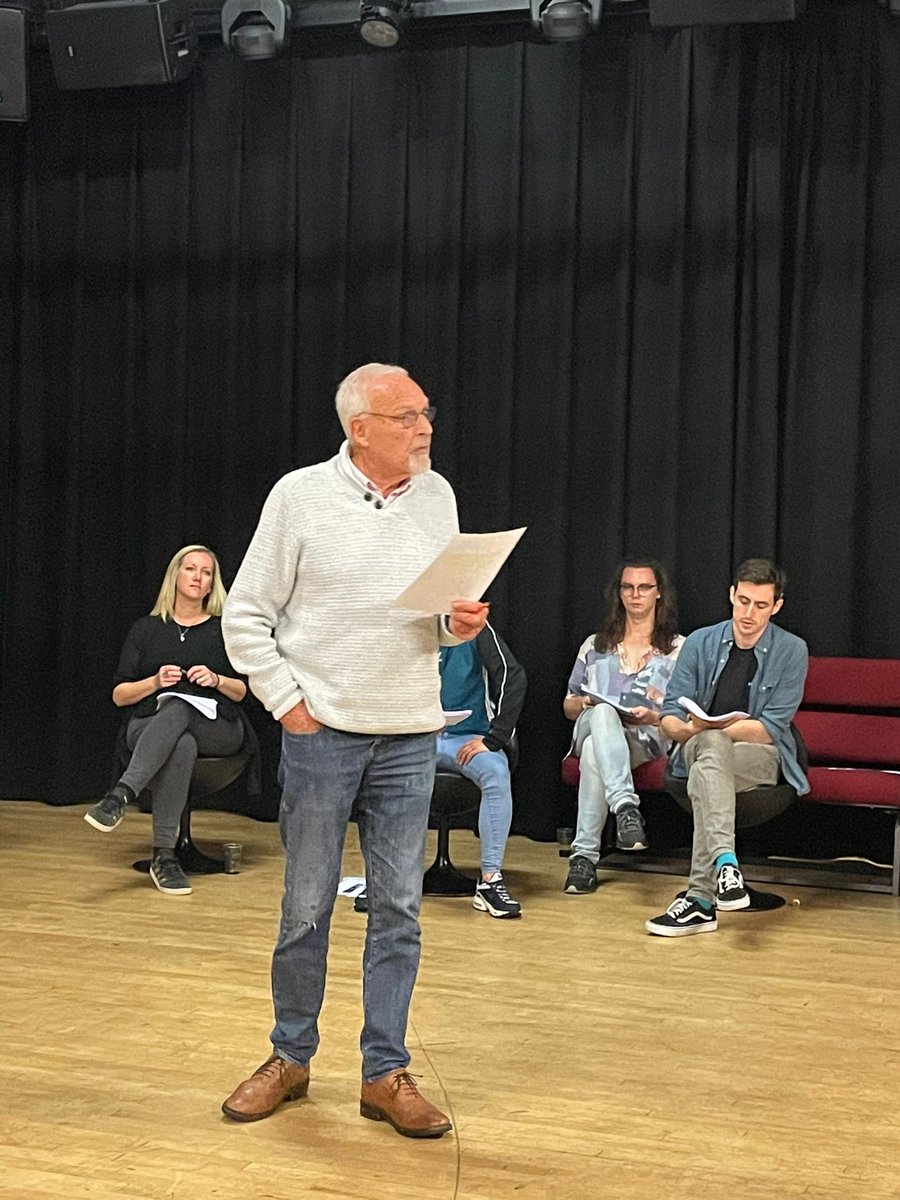 tamtamsmart's tweet photo. What an amazing first rehearsal! #onenightwithmarilyn will be at the @HarlowPlayhouse on the 7th October. Please book your free tickets to come and see our Rehearsed Reading! 
#directorslife #performerslife #marilynmonroe
What a cast!!  
https://t.co/RZ0Y8aStsH https://t.co/xejd8xAm1j