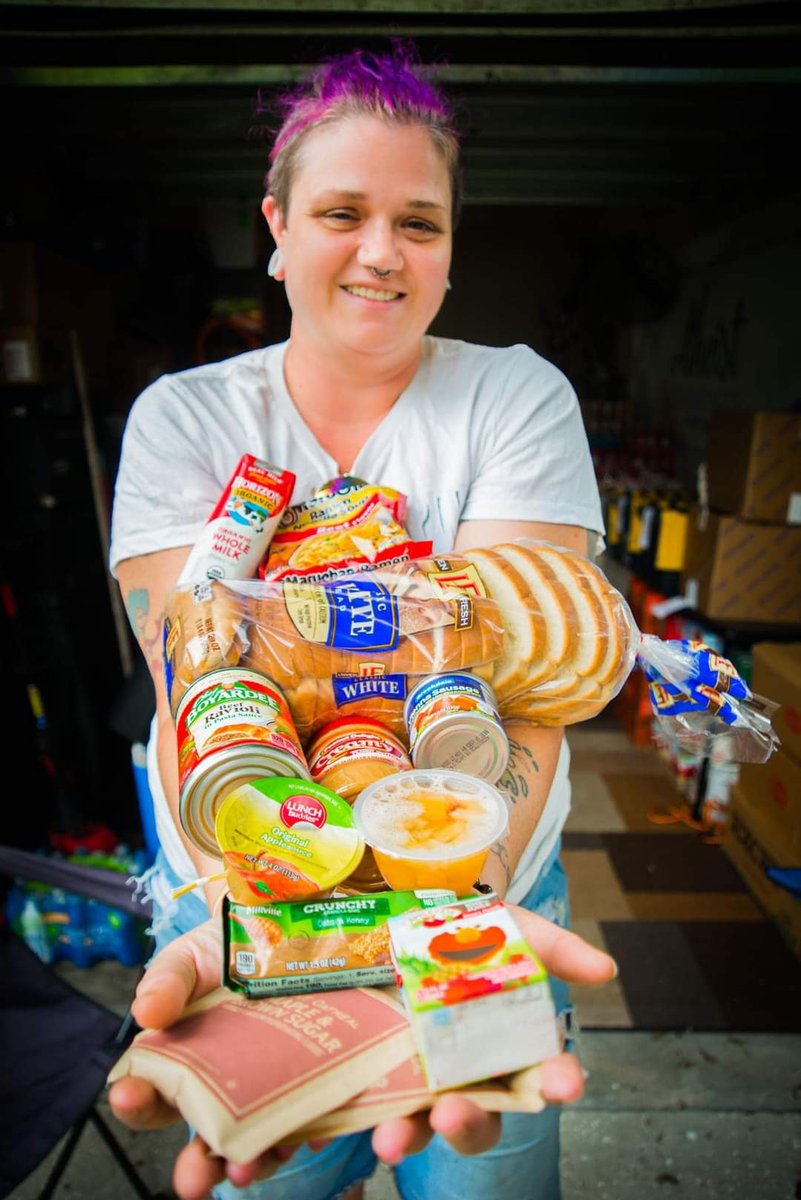 Each week we meet to pack 36 bags of weekend food for elementary school children experiencing food insecurity. Your donations help keep this wonderful program afloat! 
polkatheists.org/donate/