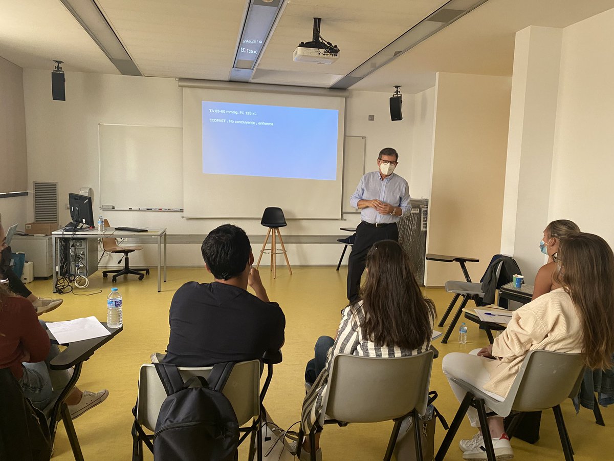 AMGC_Surg's tweet photo. Finalizado el primer curso presencial de Cirugía de Urgencias para residentes. ¡Qué privilegio volver a los cursos presenciales! Ánimo con los siguientes a todas las sedes @hospitaldelmar @m_pera_roman @aecirujanos @StcuaeC @aecformacion @estesonline @WSESurgery @UrgenPSMar https://t.co/7xPe07ZueC