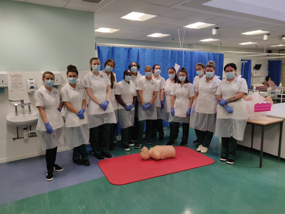 uclanot's tweet photo. Lovely to see our MSc students ready for CPR training. Well done everyone, great session!! @GregLittler https://t.co/XqvpZ7N2mI