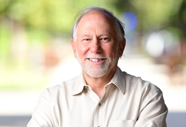 StanfordLawMag's tweet photo. "Through hands-on client interactions, research, and writing, students build their practical understanding of IP and tech law and policy in @SLS_IP_Clinic", says @Phillip_Malone, the clinic’s director. Read more in #StanfordLawMag https://t.co/MlgFTDKyZt https://t.co/zhzVwH5nwe