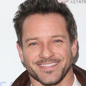 Happy Birthday to Ian Bohen     