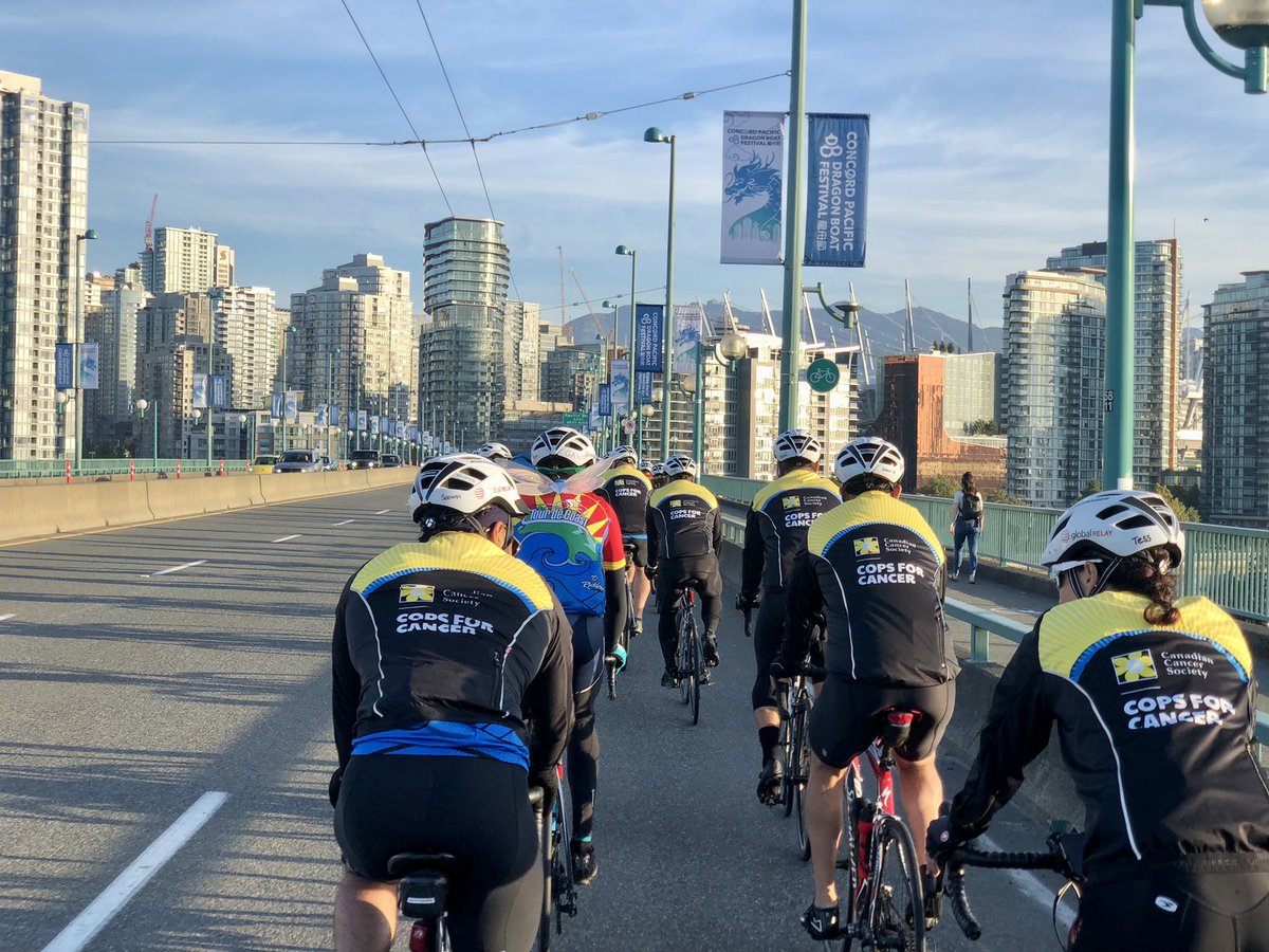 Canuckula's tweet photo. Good morning Vancouver!

It’s great to be home.

#CopsforCancerBC https://t.co/bTFCOY0A3o