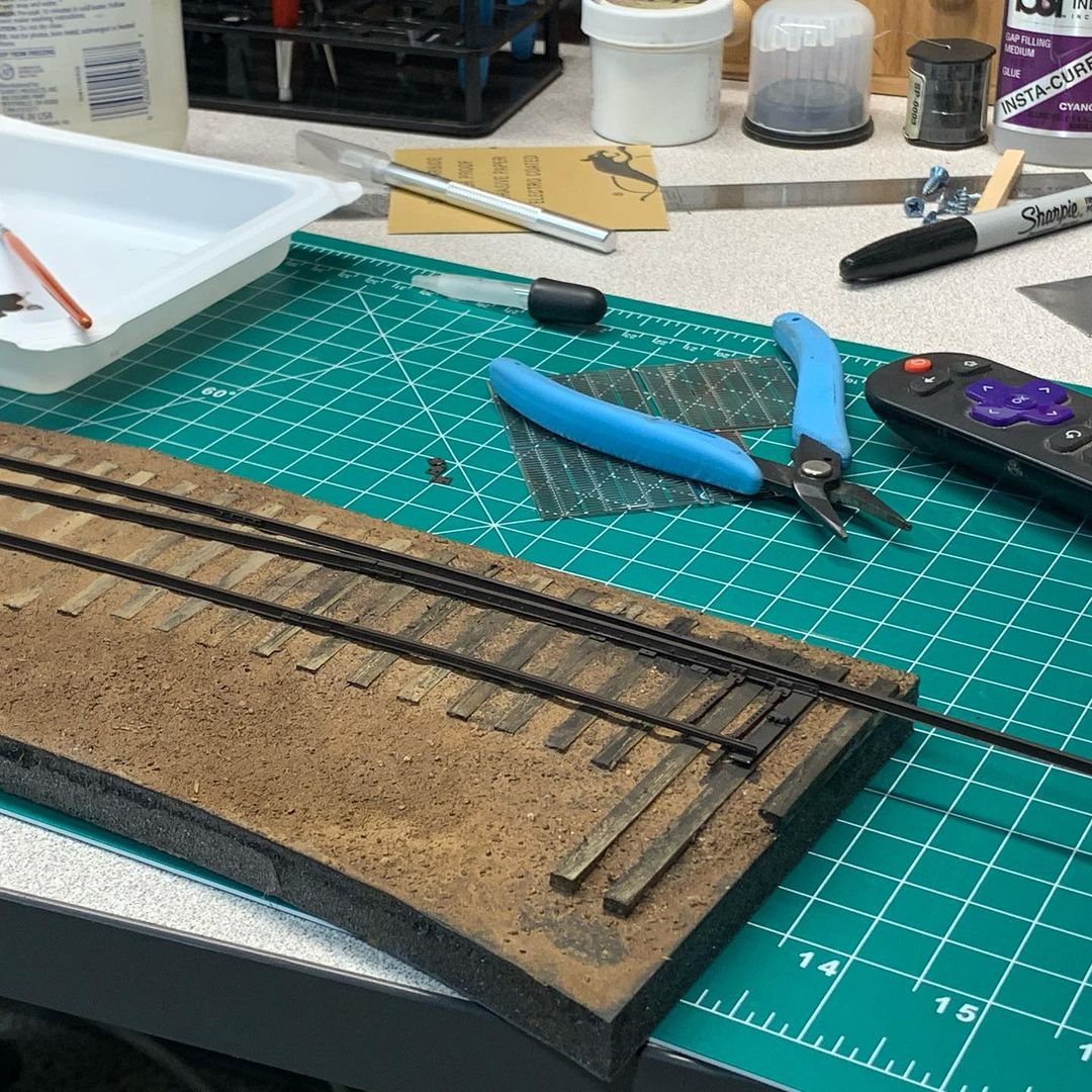 model_space's tweet photo. Everybody stop and have a good, long look at this work from shortlinemodelers! Head to their Instagram page to see some truly incredible diorama work in progress!

#modelspacecommunity #hobby #modeltrain #scalemodel #diy https://t.co/dp22SsjjhQ