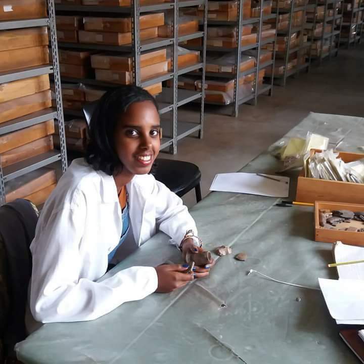 AhmedSixty's tweet photo. Congrats to my daughter, Nura for her achievements. She is completing her masters on the 11th of Oct &amp; starting a new job at Cotswold archeology a week later. I Wish her all the success &amp; happiness the world has to offer. And remember aabbo that obstacles don't have to stop you. https://t.co/NChHWmYdgo