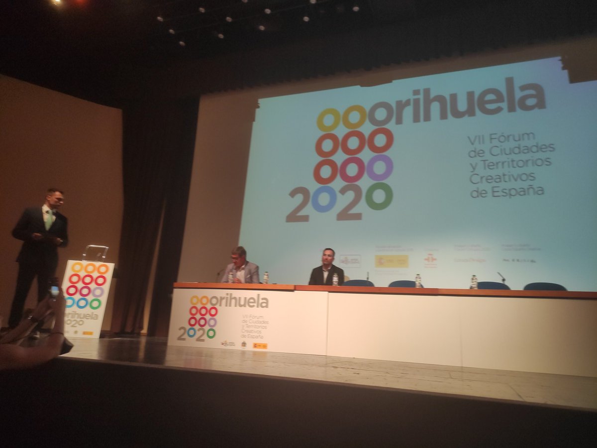 Novoneyra's tweet photo. @depulugo @espanacreativa Coa @depulugo a defender a candidatura de recuperación de soutos  dos Ancares https://t.co/Ov2BKVZUFS