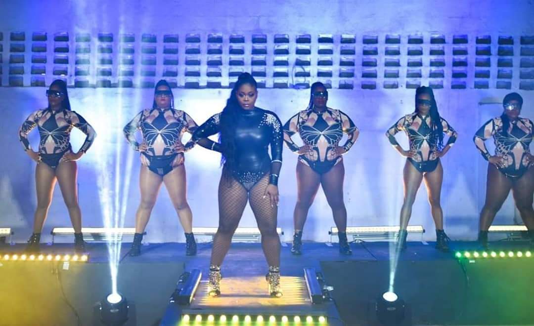 HeauxStephy's tweet image. 3.9 million views later......I still feel honored to be part of this. @Nadia_Batson thank you forever 🖤