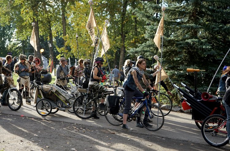 MadMaxRideYYC tweet media