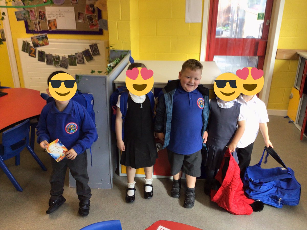 Hadrian_Park's tweet photo. Congratulations to the stars of the day from Reception A. We have had such a lovely week with you all π #HPPSRPandas https://t.co/7qw5eyNR7y