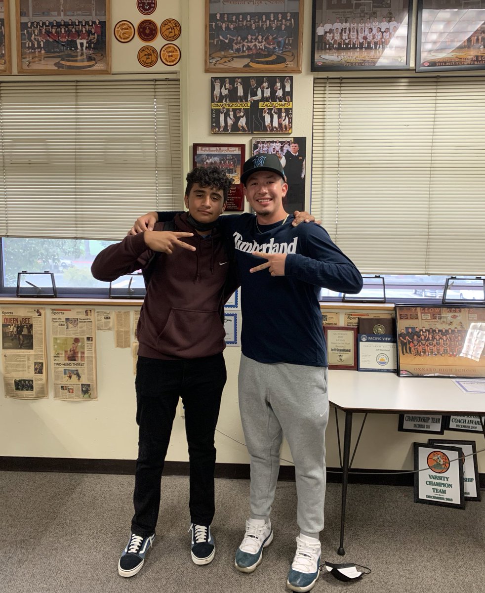 Oxnard HS Basketball tweet media