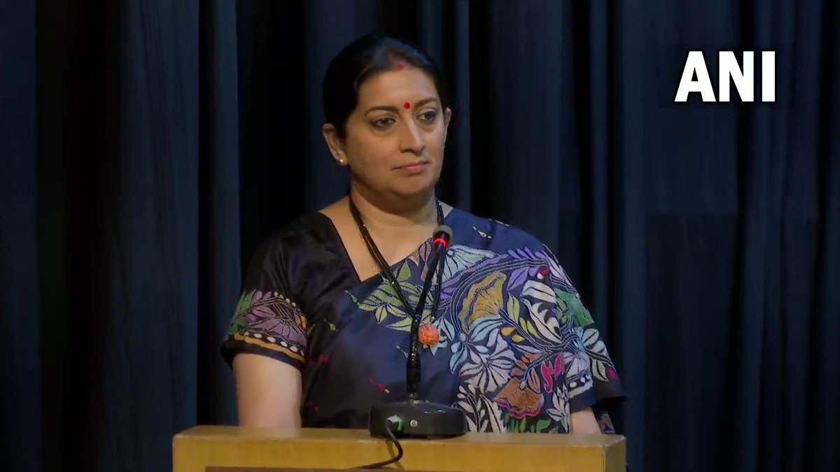 She (Mamata Banerjee) was rejected from the place where she contested. It's a constitutional crisis that a political entity who takes position of CM, irrespective of loss, now seeks vote on basis of religion. It's a crisis of justice: Union Minister Smriti Irani in Kolkata

(ANI)