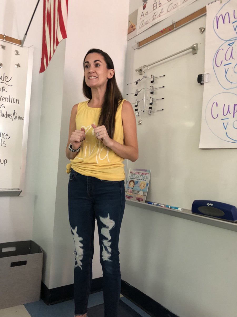 shellyt12's tweet photo. Great job sharing the importance of teaching phonics in the classroom @smags23 #ourWHY #CSESAdventures https://t.co/MmYMiaL6B9