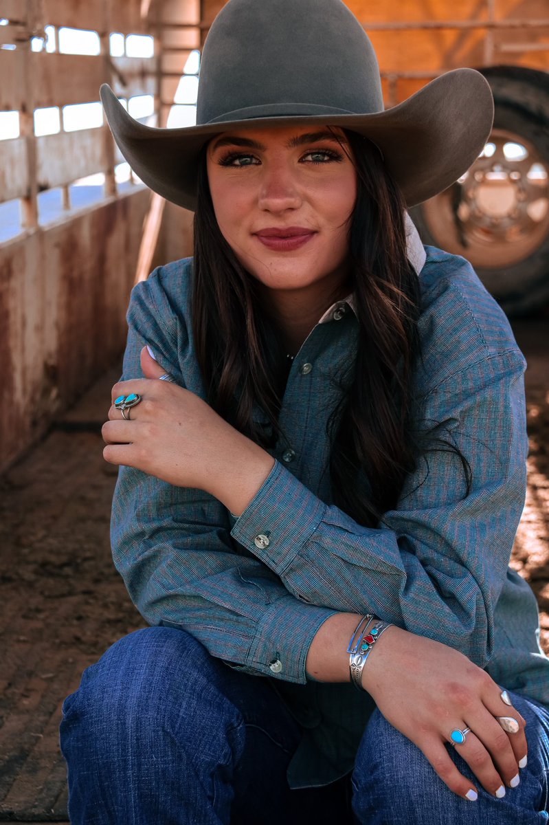 olecowdogphotos's tweet photo. Nothing says college rodeo weekend like a shoot in a horse trailer.

Best of luck to this sweet girl this weekend, glad we could finally get to shoot together. Here’s to many more! https://t.co/4sT5LAoOtC