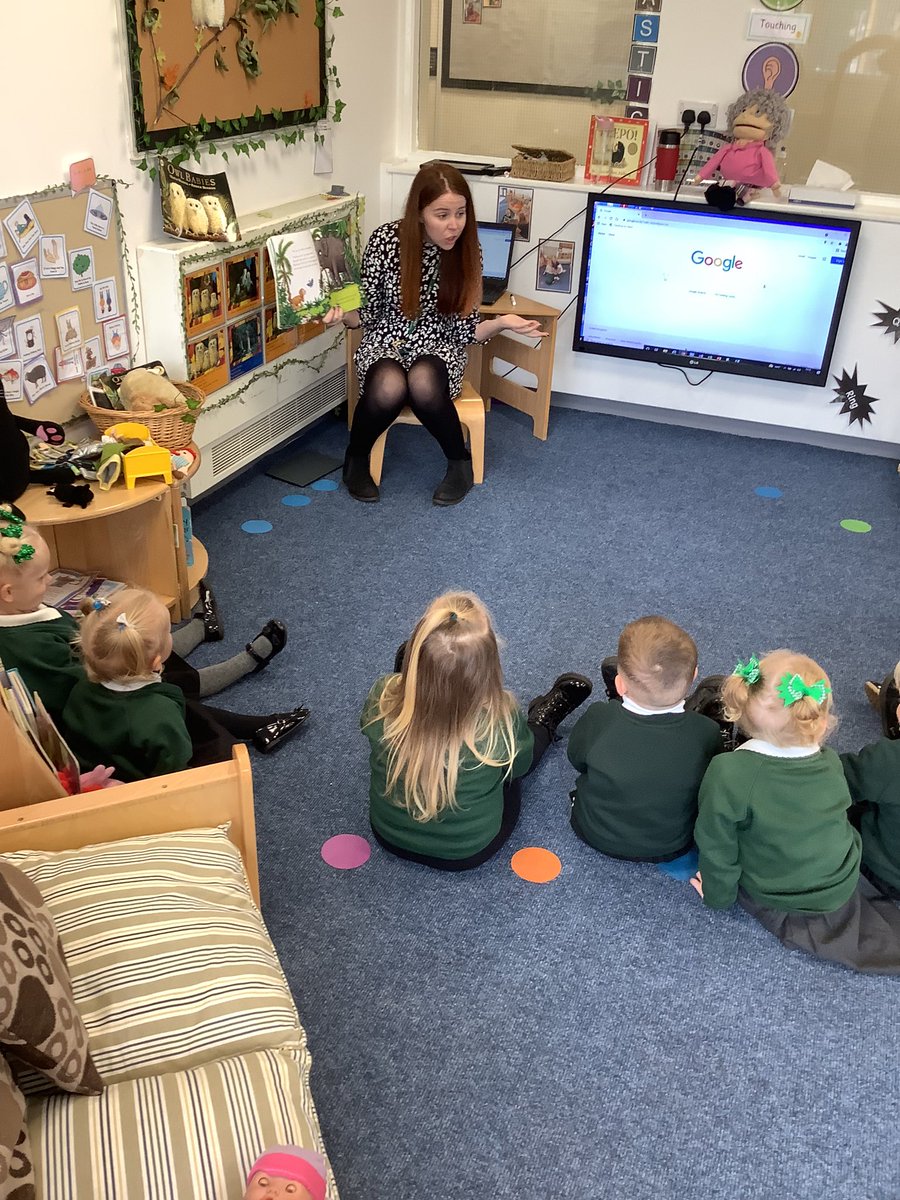 pa_orchard's tweet photo. In Acorn we shared a story with Miss Booth today, we had so much fun. Mrs Wood shared a story with the blossom room while they ate snack.
#ReadingatOrchard #ClassSwap #Reading
@NOrchardpa @OrchardPrimaryA https://t.co/wbzIoUh4SS