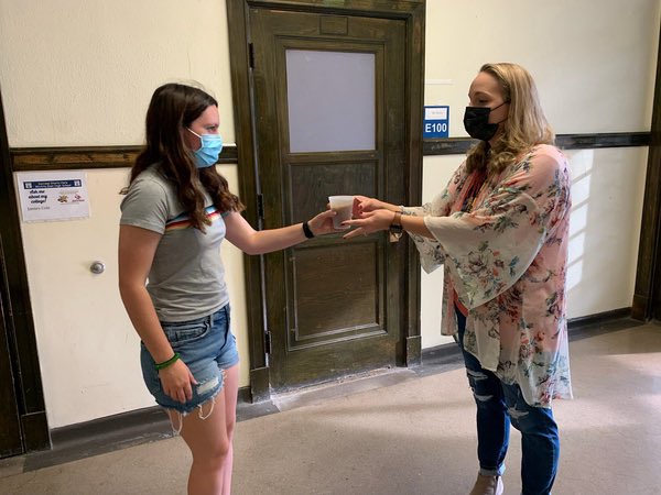 atTheLanding's tweet photo. The Landing managers surprised teachers and school staff this morning with coffee, caramel iced coffee, and lemonade. 💙✈️#randomactsofkindess #devioussips #WeFlyTogether https://t.co/FtBaeWEqYK