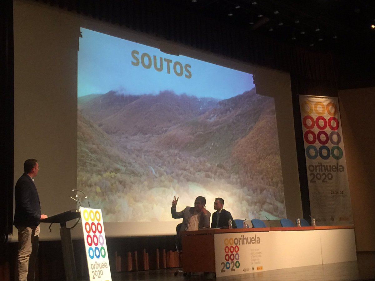 espanacreativa's tweet photo. Arrancamos los proyectos de Innovación Social y Territorial con la @depulugo con el diputado Pablo Rivera #Recuperación #Soutos de #Castañas #Ancares #NaviaSuarna #CopaEspañaCreativa #ForumOrihuela2020 Retransmisión Streaming: https://t.co/YDGUdhPAPo https://t.co/RhGs8mxdF0