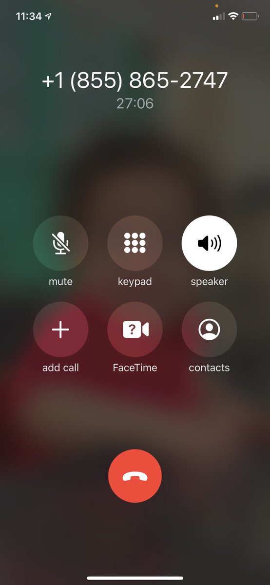 _iivanna_'s tweet photo. @flyvolaris kept me on hold just to hang up on me smh!!! Worst customer service ever https://t.co/OS8cUne2iD