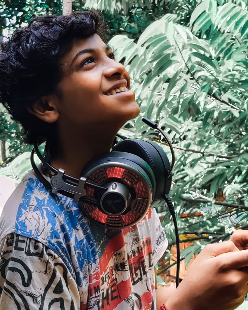 Adcom_India's tweet photo. Max out your gaming experience like never before ๐ฅ
๐ง: Adcom Vision 7.1 super gaming headphones
Checkout here : https://t.co/sydQAxvxz4
#adcomindia #gamewithadcom #adcomvision ๐ฎ๐ณ https://t.co/lt1v1zUC0x