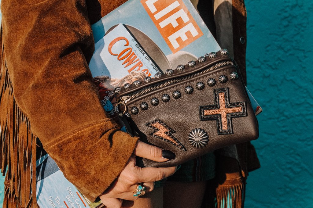 maddogleatherco's tweet photo. Patchwork🤝studs https://t.co/8DFdYvxDCP