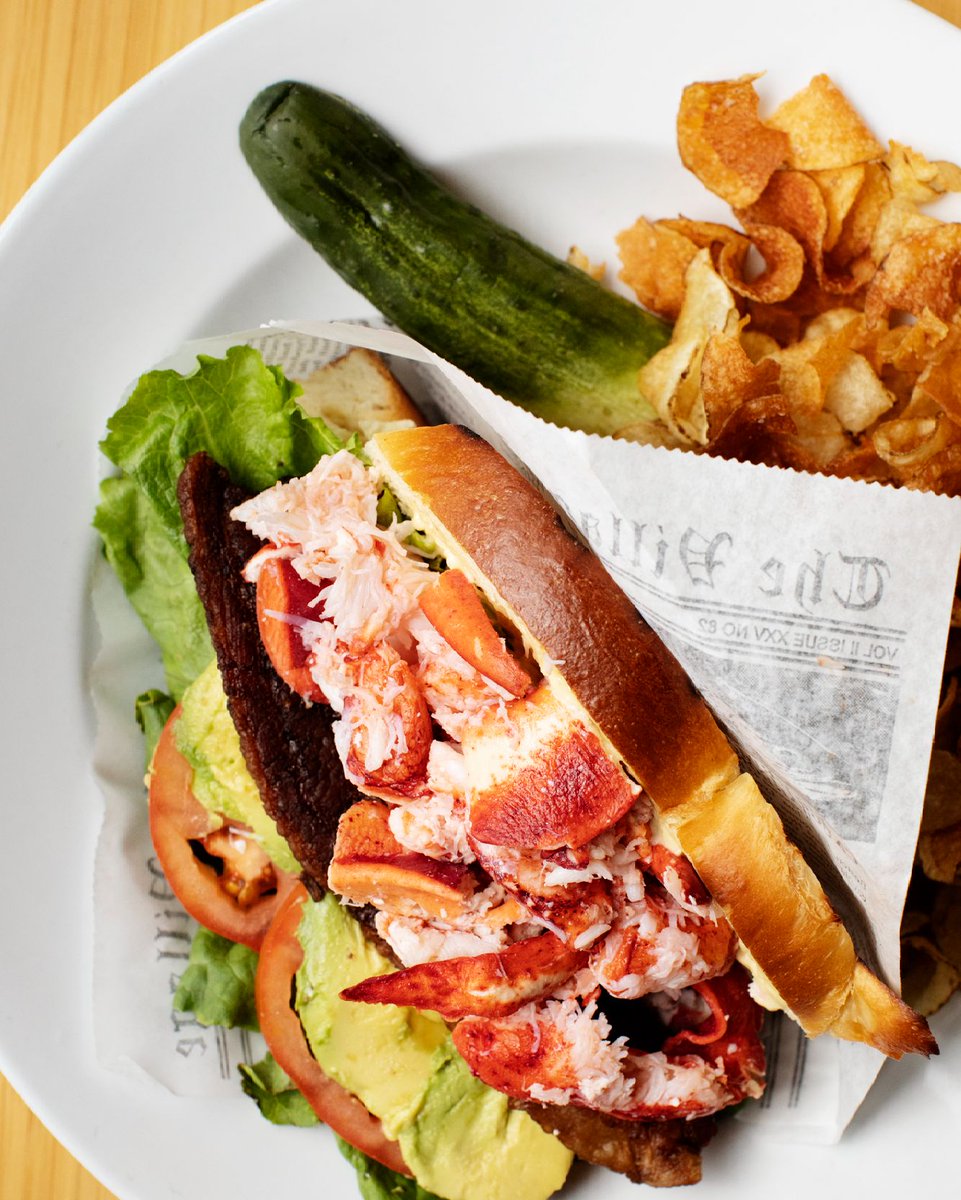 YumKitchen's tweet photo. feeling "shellfish"? 🦞 the lobsta club is back this weekend, after that our lobsta hibernates till spring! #weekend #lobster #yum https://t.co/OJLReljNSA