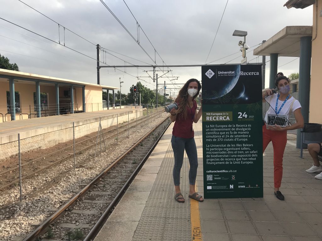 UIBuniversitat's tweet photo. Seguim amb atenció les següents xerrades:
«Descobrir el medi marí amb tecnologia de baix cost», a càrrec d'Aida Frank.
«Sostenibilitat en la construcció: la necessitat d'allargar la vida útil de les estructures», a càrrec de Joaquín Ruiz (@JG_RuizP @ConStructUIB)#NitRecerca2021 https://t.co/7IzJLcg2nv