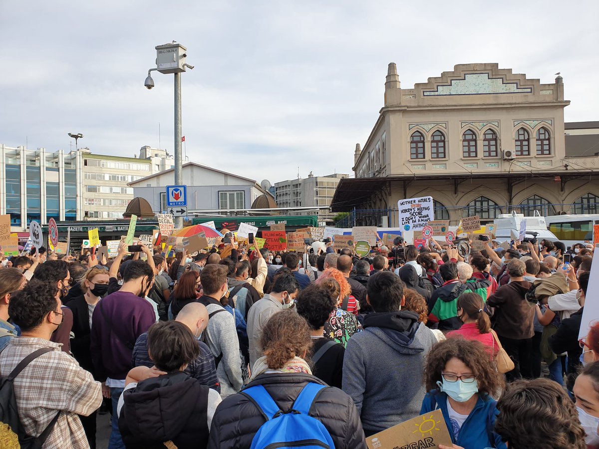 Deniz4Future tweet media