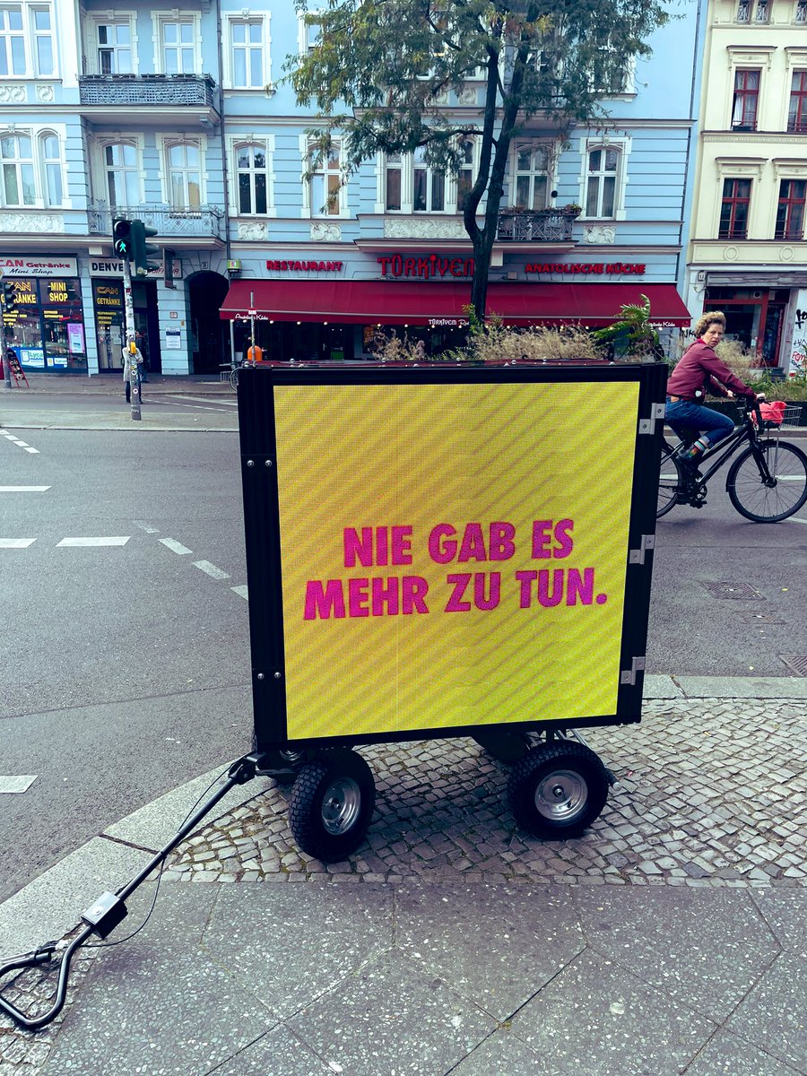 jafalkenberg's tweet photo. Mit dem #pixeltrailer durch Neukölln. Für digitale Bildung und Verwaltung, Spätis auf ob früh oder spät und Innovationen statt Verbote! #btw21 #AGH21 #zukunftholen https://t.co/go0UO0pzMP