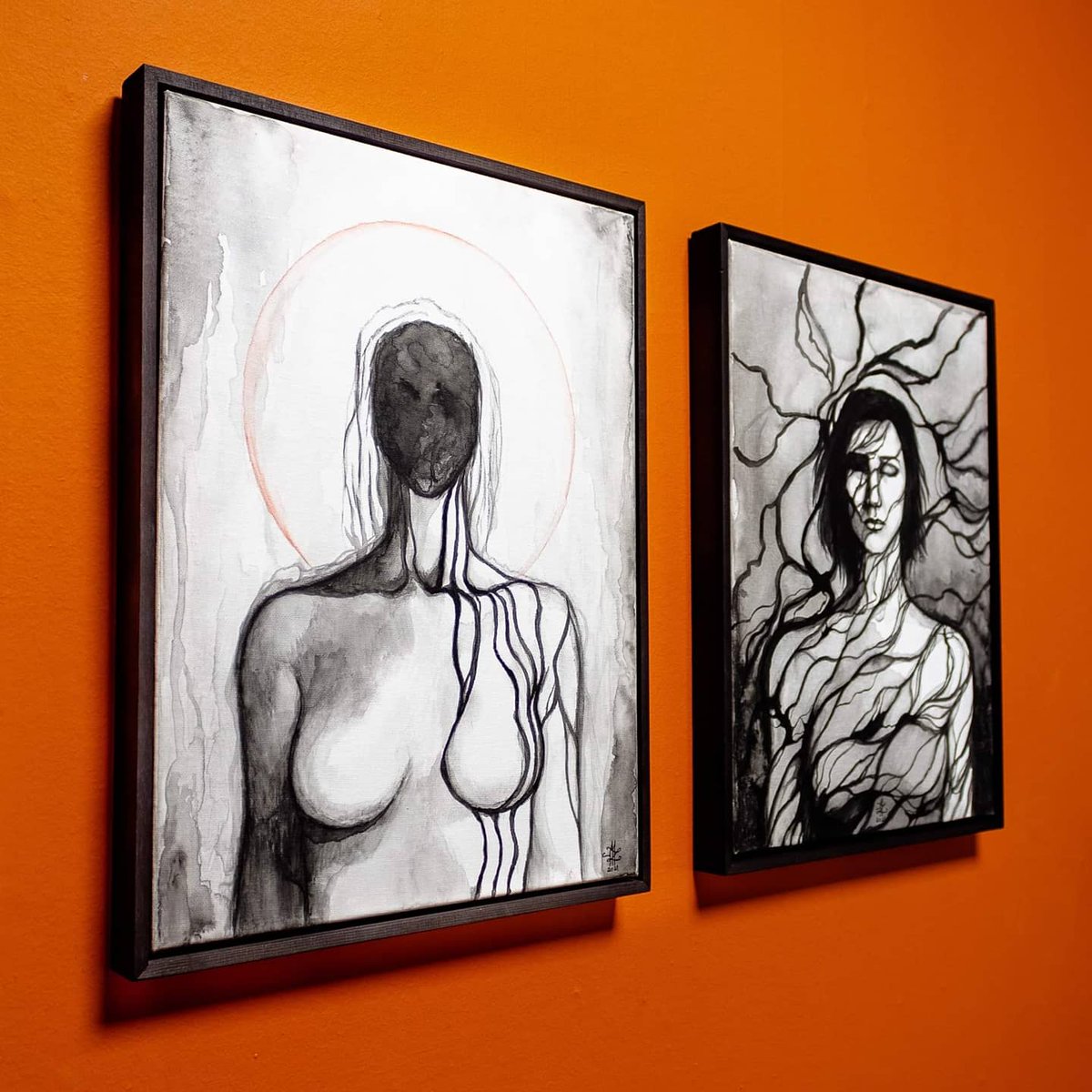 ComradeHayouhi's tweet image. Earlier this year I made 2 paintings based on @SignifierGame to be auctioned off by @rawfury.
The auction will start in 1 hour.
artoffuryauction.com
70% will be donated to the charity @TeachForArmenia.🖼️🇦🇲
#armenia #artauction