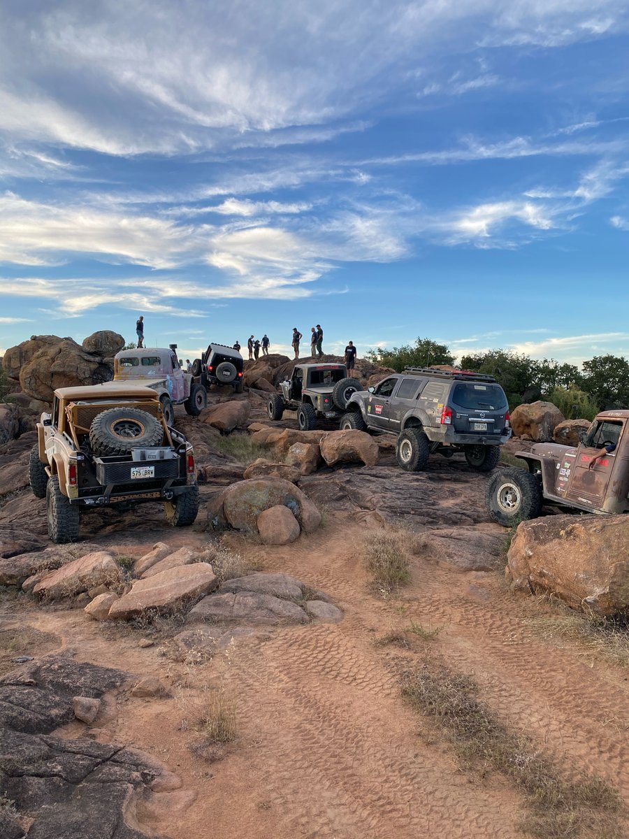 We had a great day of #ultimateadventure wheeling at Katemcy Rocks Offroad Park! #ua2021 #teamspicer #ruggedridge #jeepgladiator