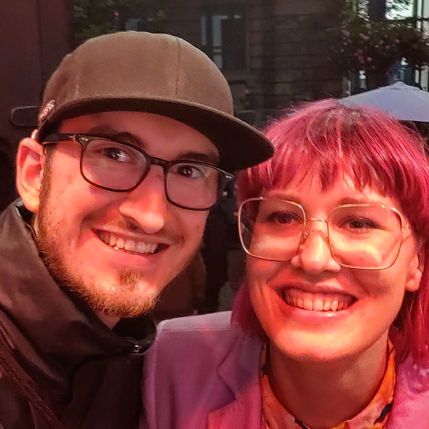 Doubleface_hb's tweet photo. Nach sehr langer Zeit endlich wiedergesehen 🤗
Es war wie immer ein märchenhafter Abend 💜
#bebetta #techno #bremen #openspace https://t.co/QMfGs0s9AM