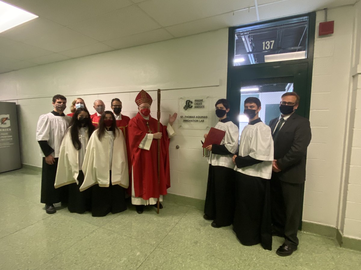 camdencatholic's tweet photo. Thank you, Bishop Sullivan for joining with the entire Camden Catholic student community, to celebrate the Mass of the Holy Spirit and to bless the St. Thomas Aquinas Innovation Lab at CCHS.
#stematcchs #imaginecreateinnovate #honorfaithloyaltyknowledge https://t.co/vdU1XjwU2J