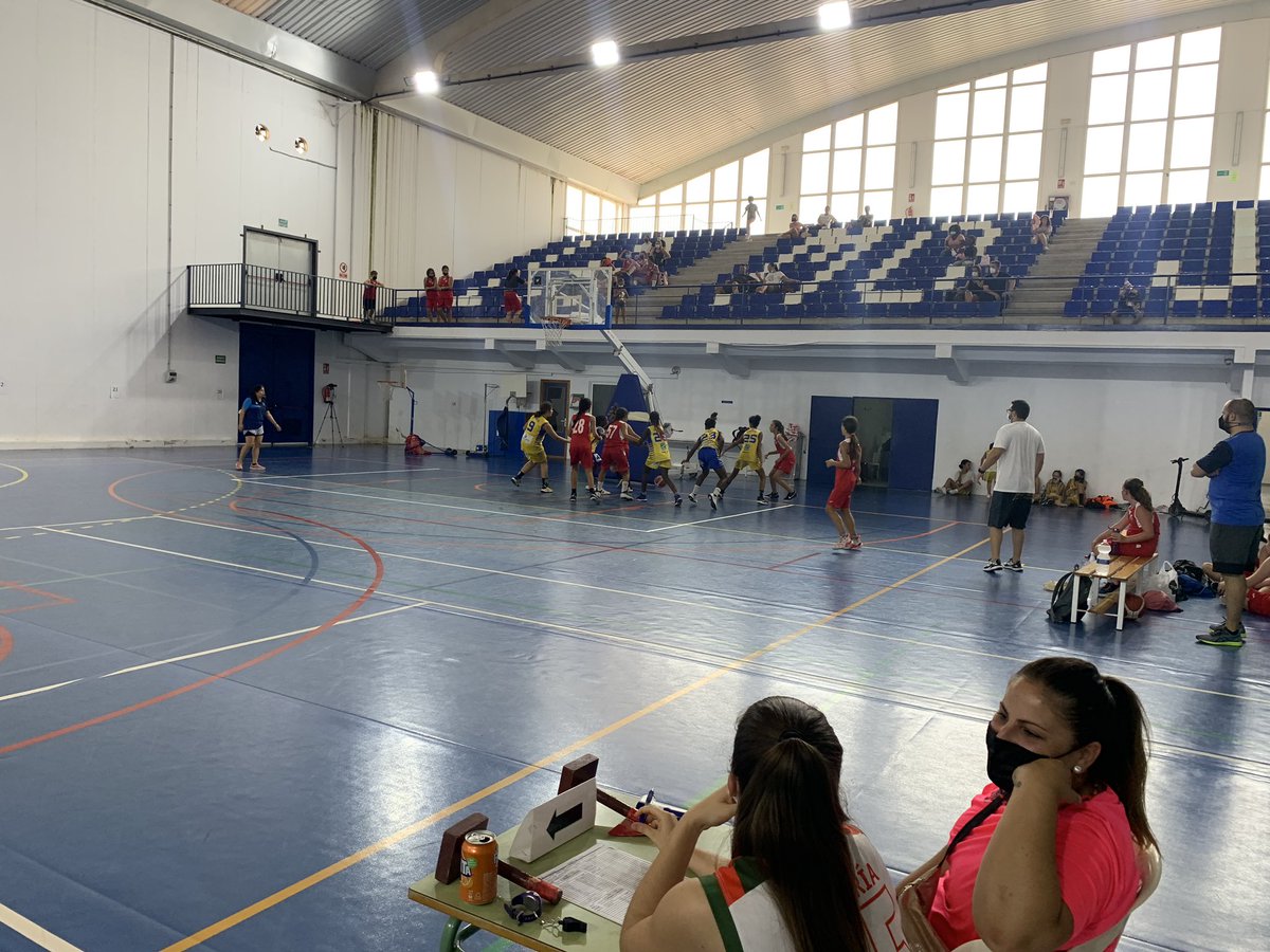 Comenzamos la temporada de nuestro equipo infantil femenino jugando un partido de preparación junto a nuestras amigas de <a href="/C_D_B_Adra/">C.D. Baloncesto Adra</a> #orgullomojonero #creciendojuntos