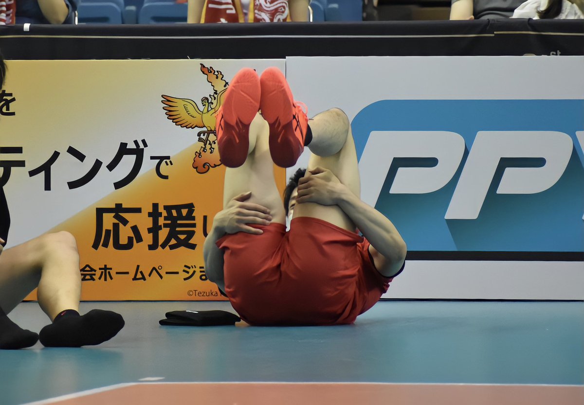 pic14__iskw's tweet photo. 上品に笑い転げた石川祐希さん

#龍神NIPPON #アジア選手権 #石川祐希 https://t.co/5fYfqtgRn0
