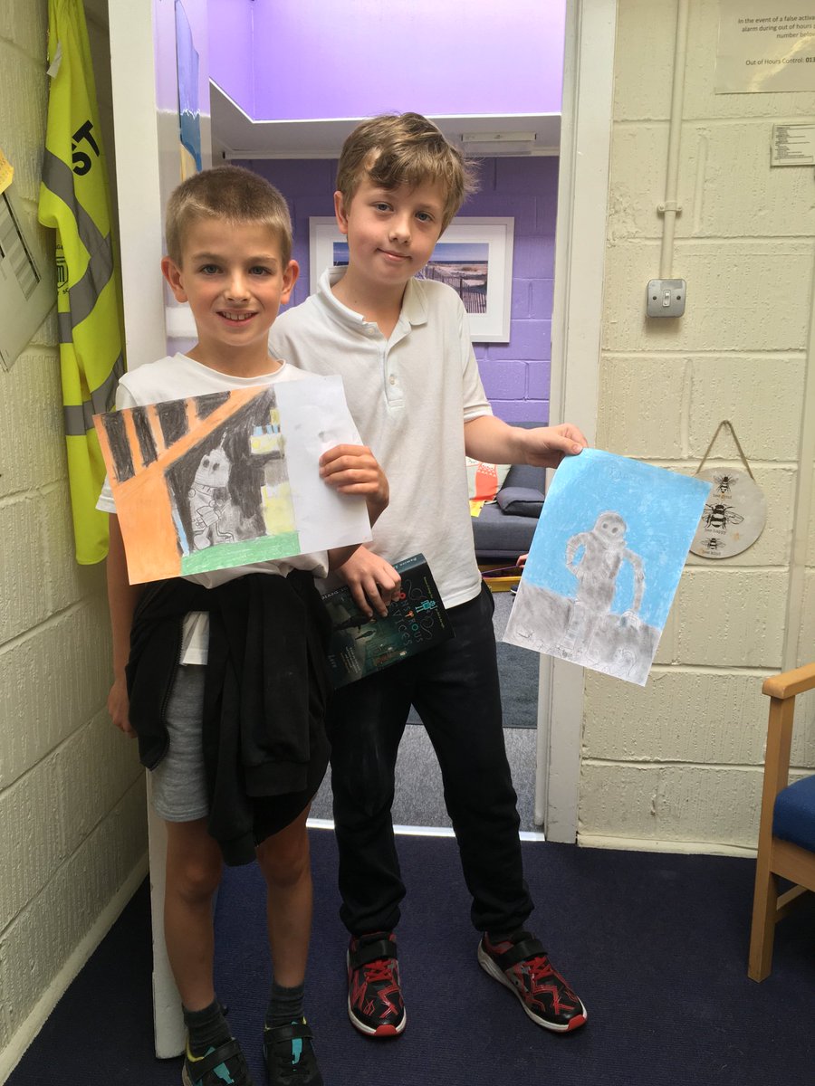stmargaretsps's tweet photo. Mrs Johnston had a lovely visit from these two budding artists today 👍 #P6S #monstrousdevices https://t.co/eewx9SFa1L