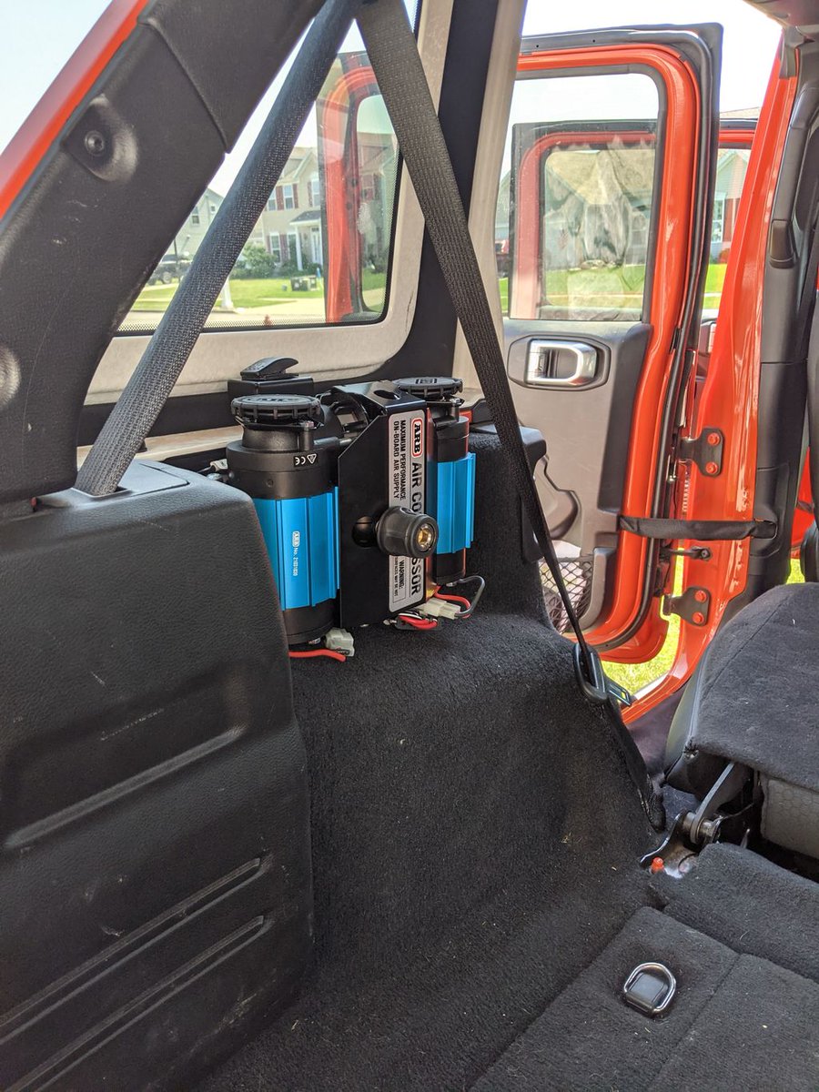 OffroadSynth's tweet photo. Time for an upgrade from the portable VIAIR compressor to a true onboard solution! #offroadsynthetics #arbcompressor #onboardair https://t.co/MwblR8AoCK