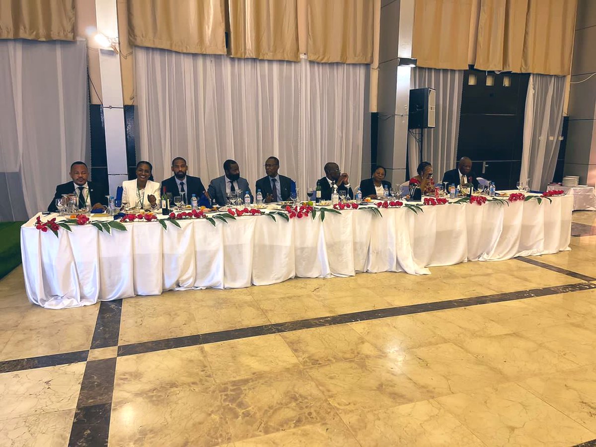 #CICTE y #OAPI inauguran el #CDPI en G.E. 🇬🇶 y otorgan el Título de Reconocimiento a S.E. Teodoro Obiang NGUEMA MBASOGO, como Propulsor y Promotor de la Ciencia, Tecnología e Innovación en África. <a href="/AhoraEg/">AHORAEG</a> <a href="/EmbajadorSimeon/">Simeón Oyono Esono Angue</a> <a href="/USEmbassyEG/">U.S. Embassy Malabo 🇺🇸🇬🇶</a> <a href="/OAPI_TWIT/">OAPI</a> <a href="/Revista_REG/">RevistaRealEquatorialGuinea🇬🇶</a> <a href="/EmbEspMalabo/">Embajada de España en Guinea Ecuatorial</a> <a href="/CSIC/">CSIC</a>