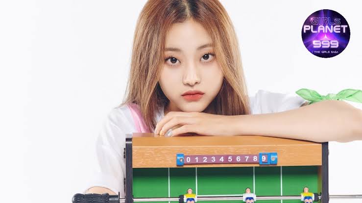 xiuflavour's tweet photo. Please tell me i'm not the only one who think girl planet 999 Kim Chaehyun looks like Suho and Kim Suyeon looks like Xiumin 😭

No hate just everytime i watch girls planet 999 i feel strange to see suho and xiumin in a girl version 😭 https://t.co/TPPUM0cL24